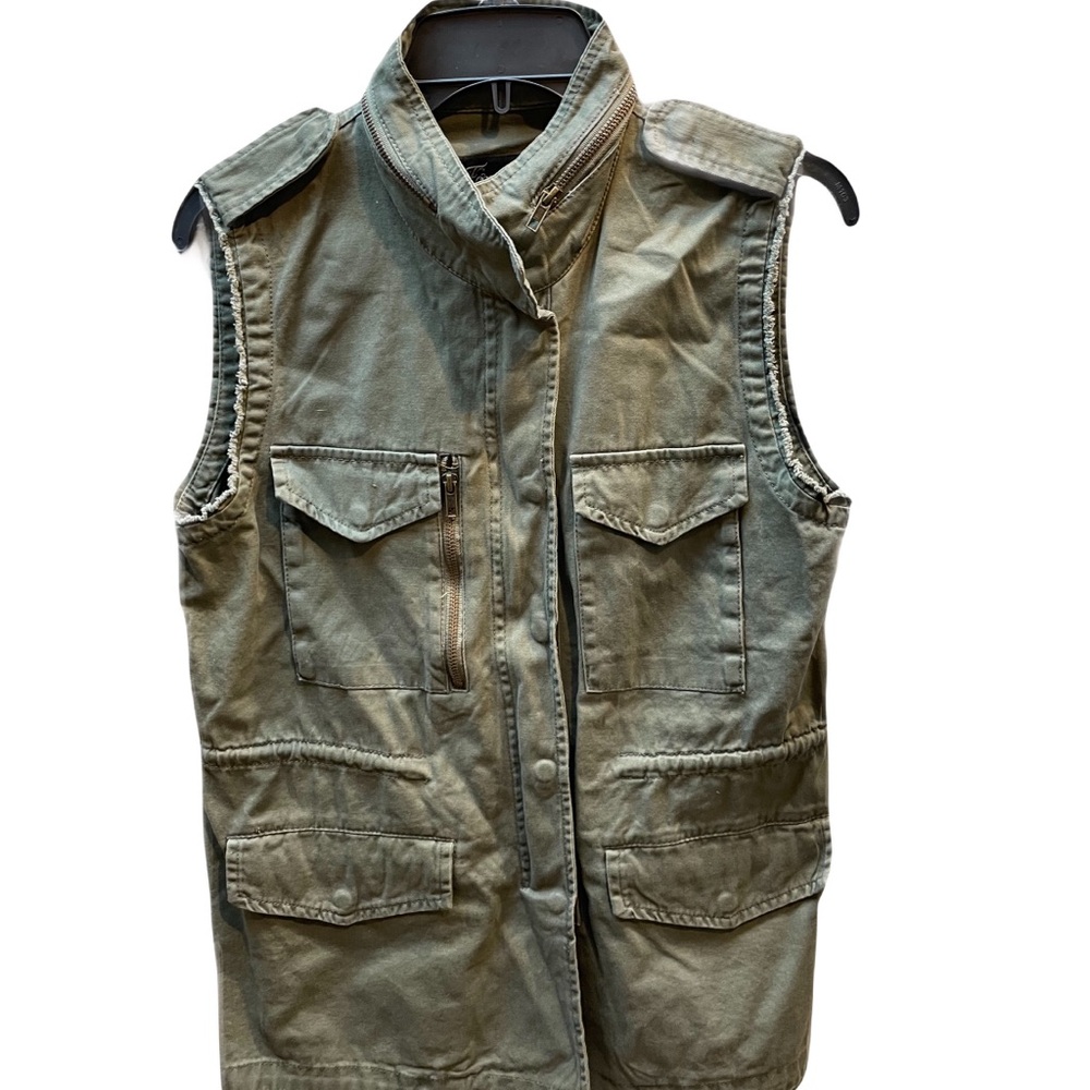 ❤️ UTLITY GREEN ARMY VEST SIZE SMALL